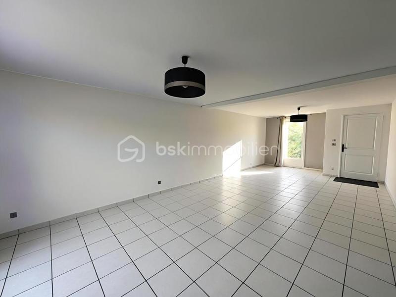 Maison - 104 m² - 5 pièces