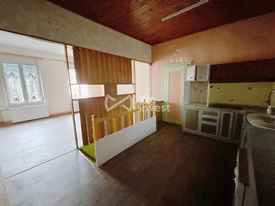 Maison - 170 m² - 9 pièces