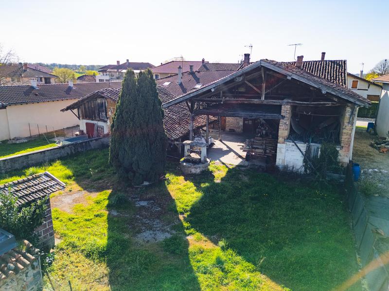 Maison - 300 m² - 10 pièces