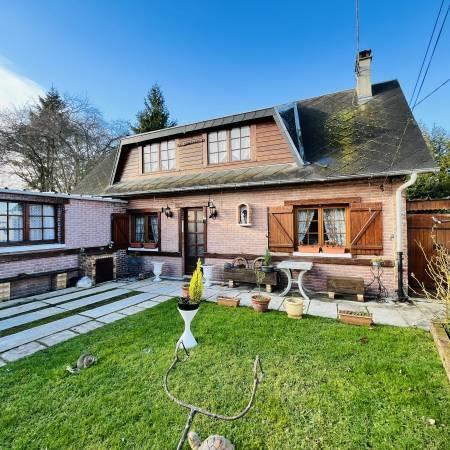 Maison - 100 m² - 6 pièces