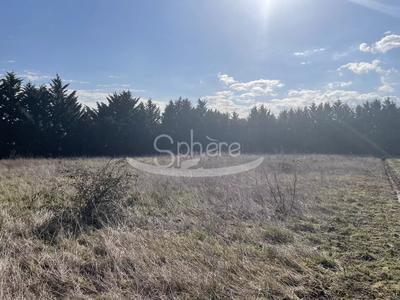 Terrain constructible - 3 628 m²