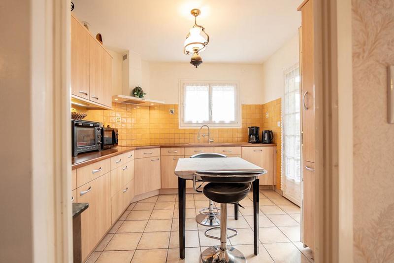 Maison - 96 m² - 3 pièces