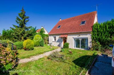 Maison - 100 m² - 6 pièces