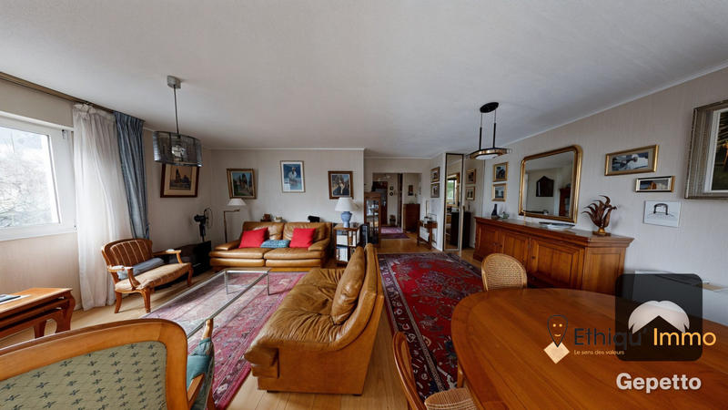 Appartement - 84 m² - 4 pièces