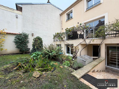 Maison - 161 m² - 8 pièces
