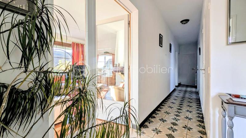 Maison - 153 m² - 7 pièces