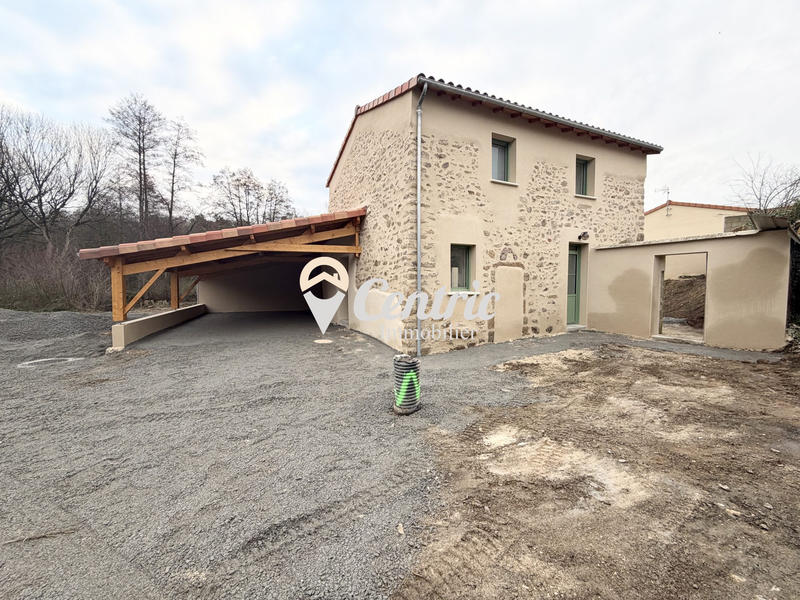 Maison - 94 m² - 4 pièces