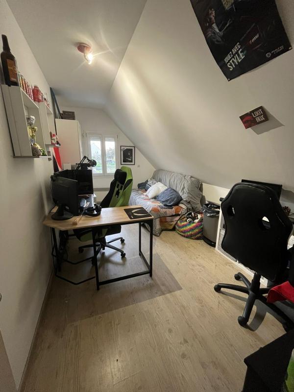 Maison - 95 m² - 5 pièces