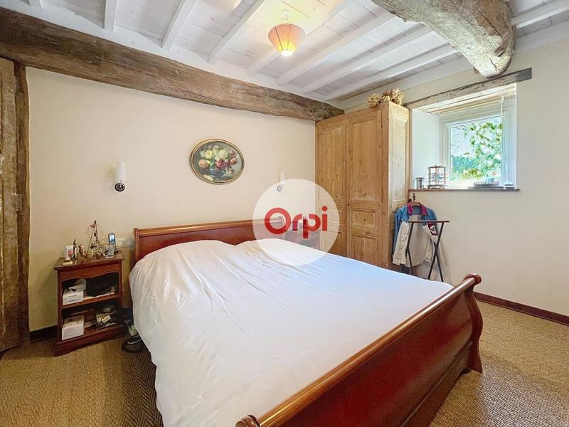 Maison - 234 m² - 5 pièces