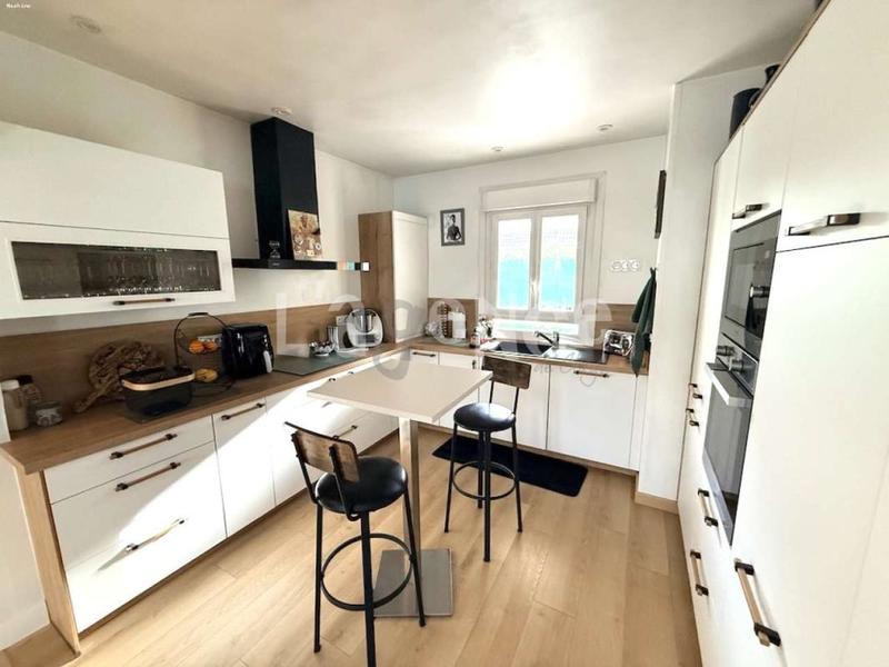 Maison - 110 m² - 6 pièces