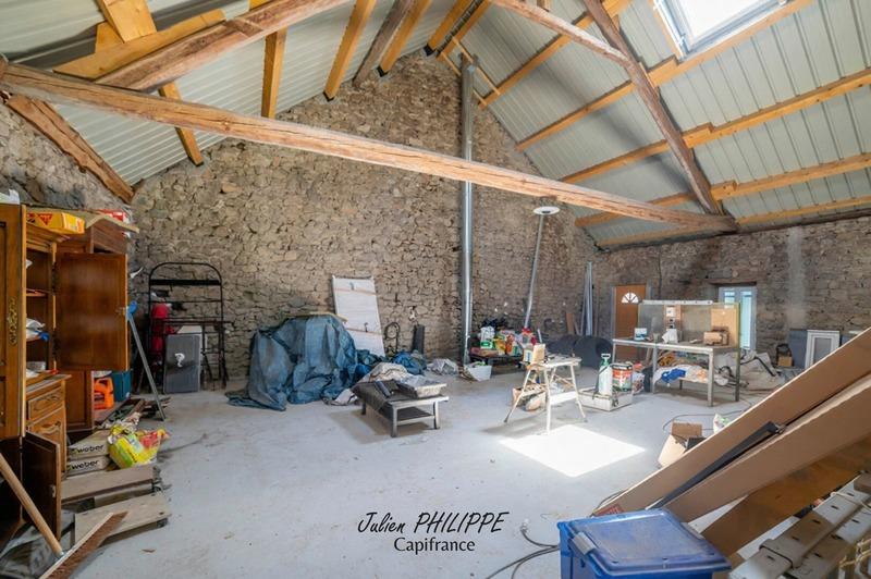 Maison - 247 m² - 7 pièces