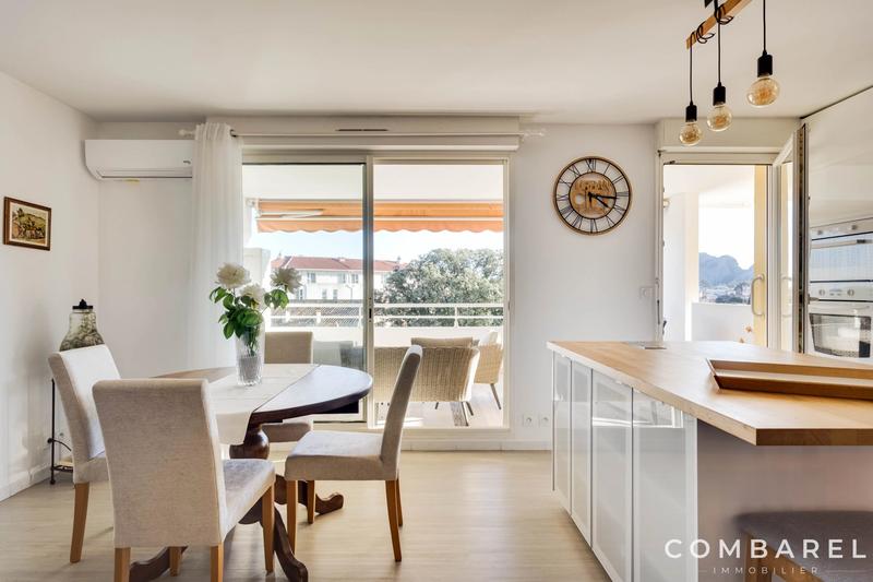 Appartement - 72 m² - 3 pièces