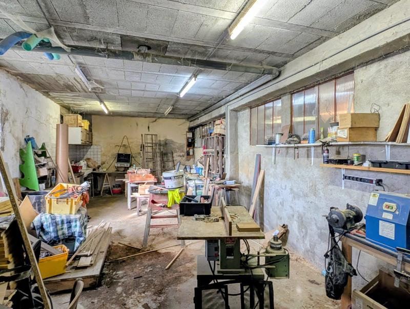 Maison - 180 m² - 8 pièces