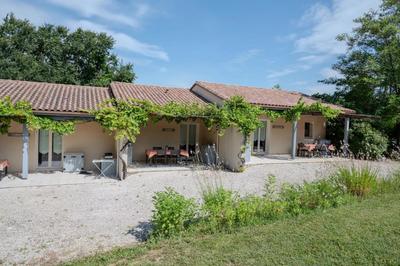 Maison - 185 m² - 11 pièces