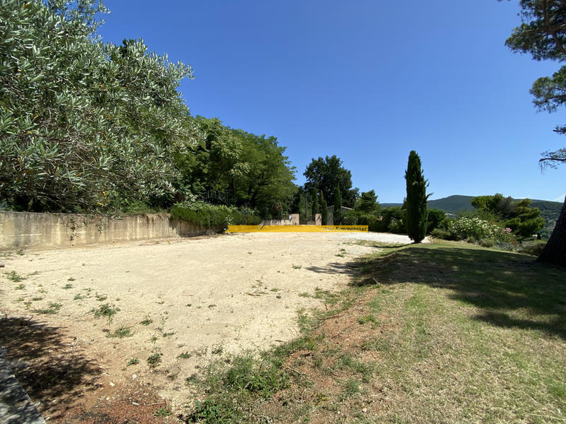 Terrain - 2 572 m²