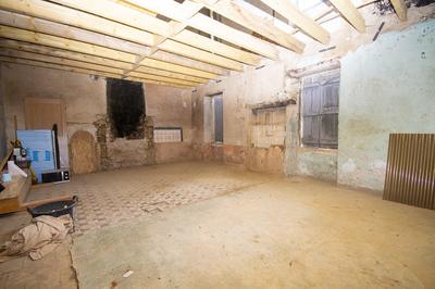 Maison traditionnelle - 356 m² - 4 pièces