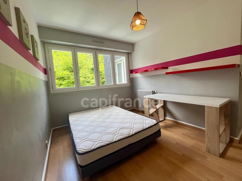 Appartement - 77 m² - 4 pièces