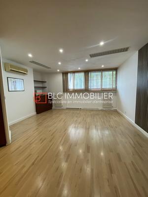 Bureau - 105 m²
