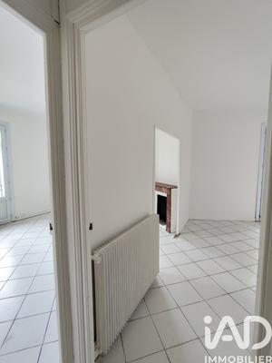 Appartement - 80 m² - 3 pièces