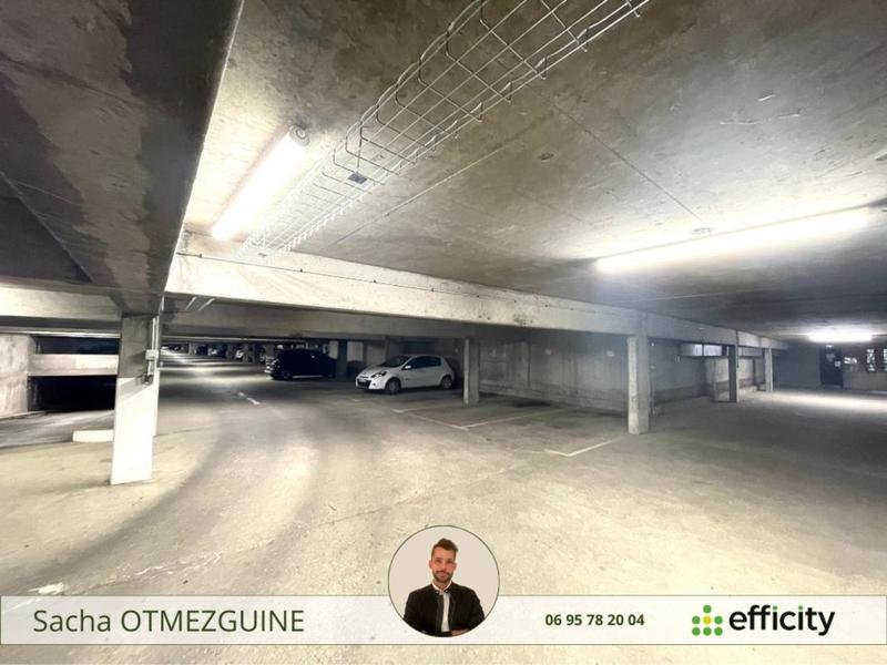 Appartement - 90 m² - 6 pièces