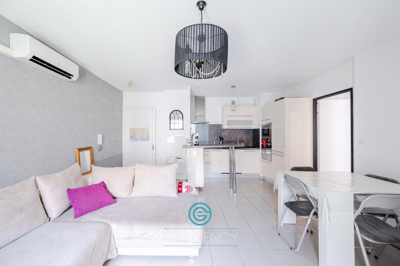 Appartement - 60 m² - 3 pièces