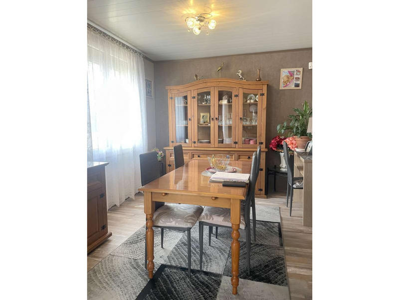 Maison - 80 m² - 5 pièces