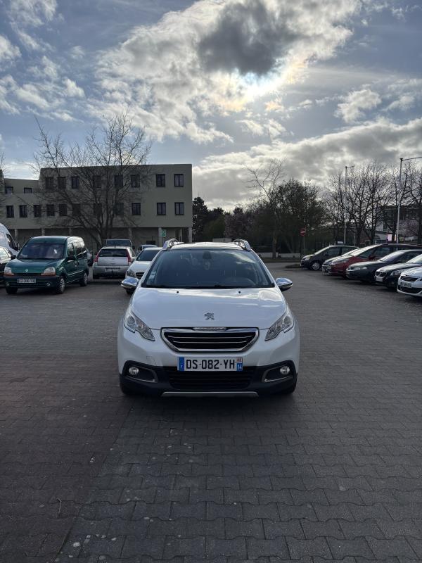 Peugeot 2008 1.6 BlueHDi 120 Cv / 88 Kw Diesel 2014