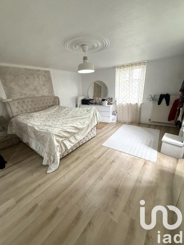 Maison - 160 m² - 5 pièces