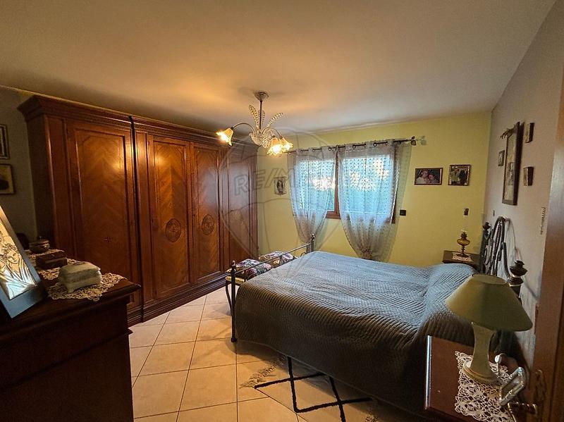 Maison - 197 m² - 6 pièces