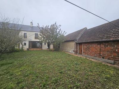 Maison - 104 m² - 5 pièces