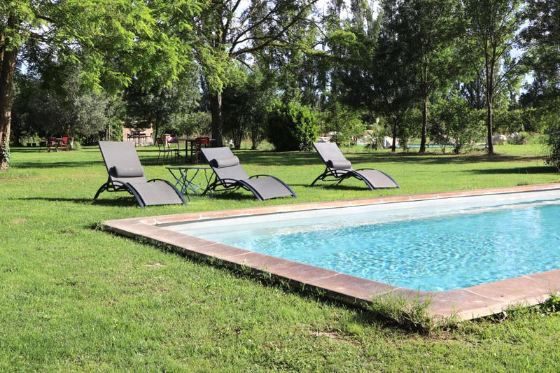 Mas - 300 m² - 9 pièces