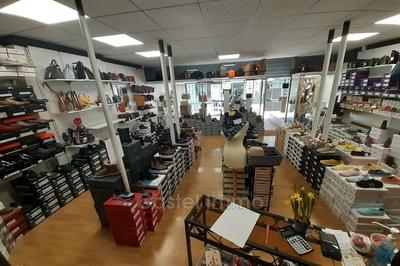 Fonds de commerce - Magasins - 70 m²