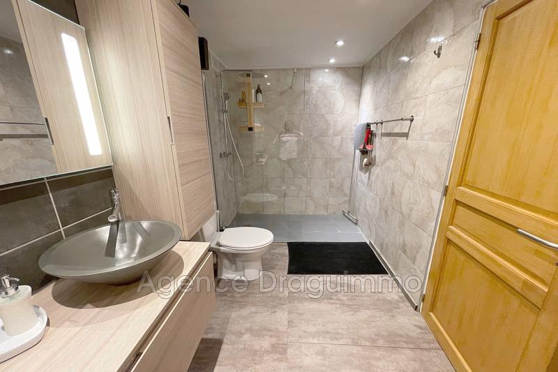 Villa - 157 m² - 7 pièces