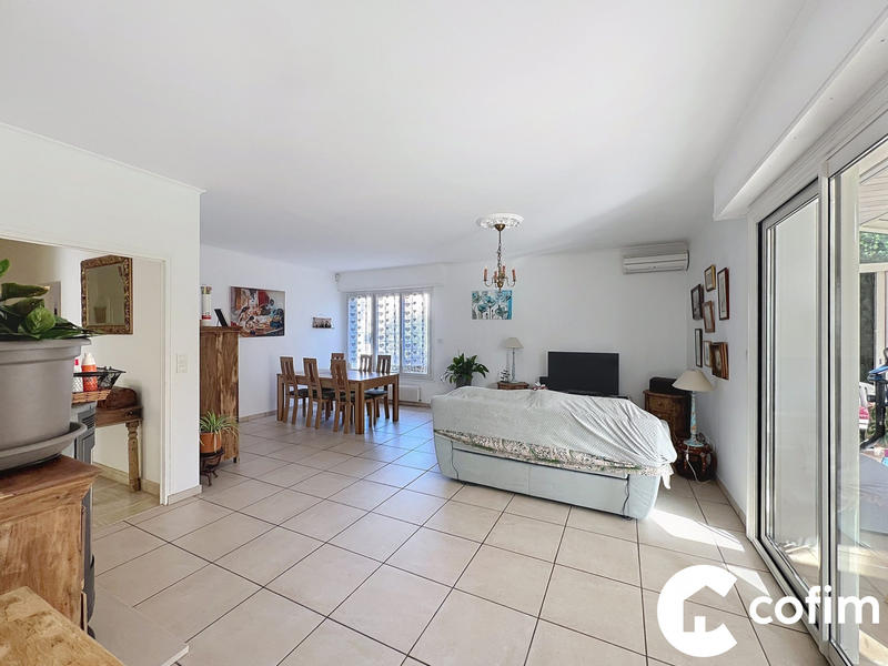 Villa - 165 m² - 6 pièces