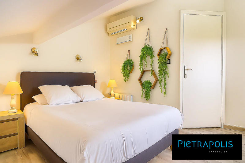 Maison - 162 m² - 6 pièces