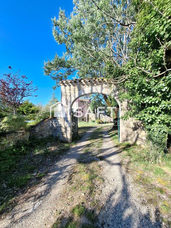 Maison - 122 m² - 6 pièces