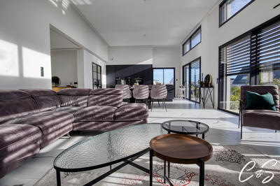 Maison - 162 m² - 6 pièces