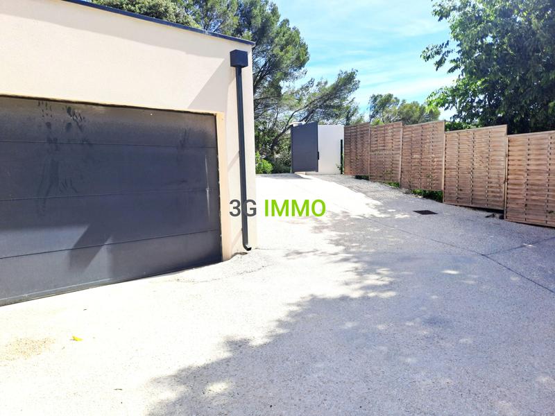 Maison contemporaine - 207 m² - 5 pièces