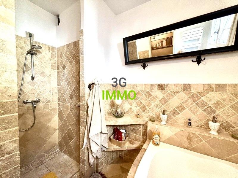 Villa - 141 m² - 6 pièces