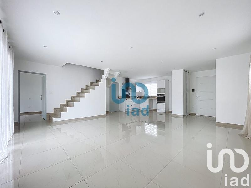 Maison - 102 m² - 5 pièces