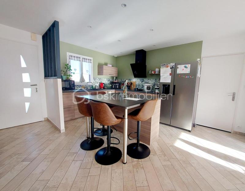 Maison - 98 m² - 4 pièces