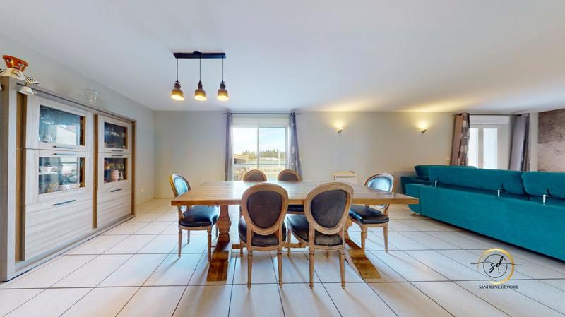 Maison - 145 m² - 5 pièces