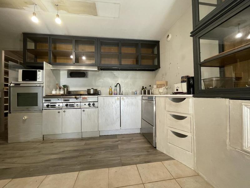 Maison - 146 m² - 8 pièces