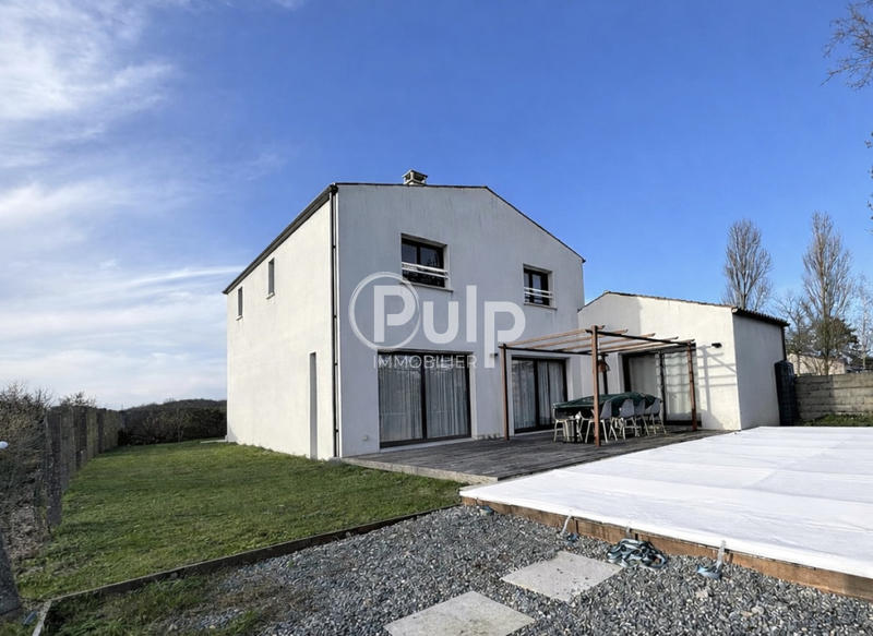 Maison - 134 m² - 7 pièces