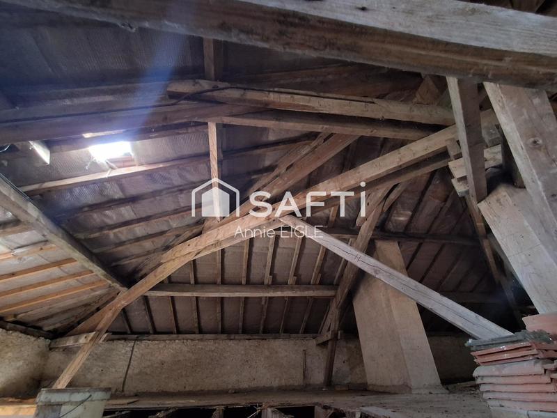 Maison - 260 m² - 9 pièces