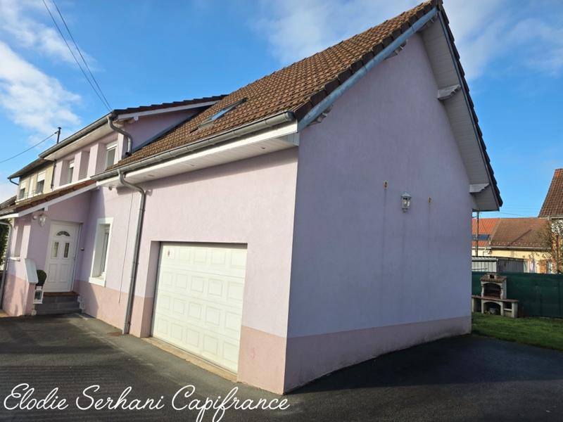 Maison - 107 m² - 6 pièces