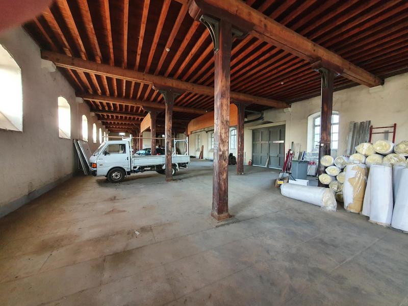 Immeuble - 8 000 m²