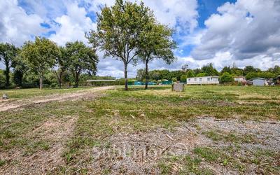 Terrain de loisirs - 1 000 m²