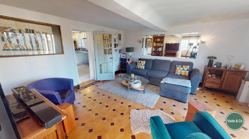 Maison ancienne - 333 m² - 15 pièces