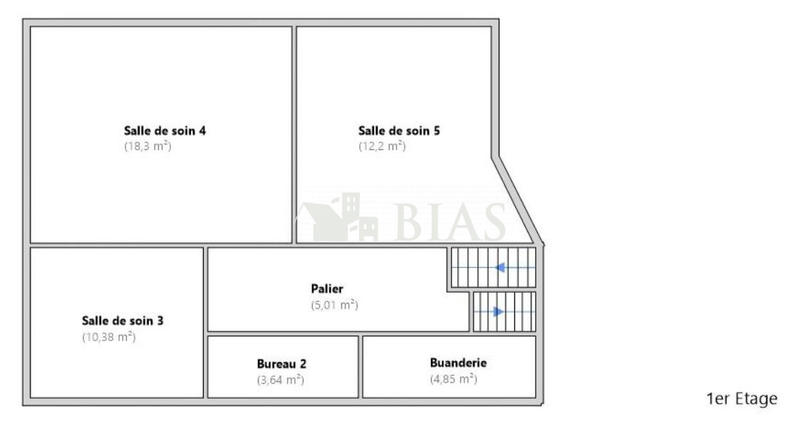 Maison - 145 m² - 9 pièces